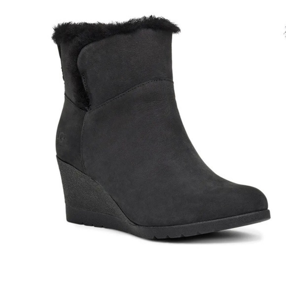 UGG Devorah Waterproof Wedge Boots size 9.5 - Picture 2 of 10